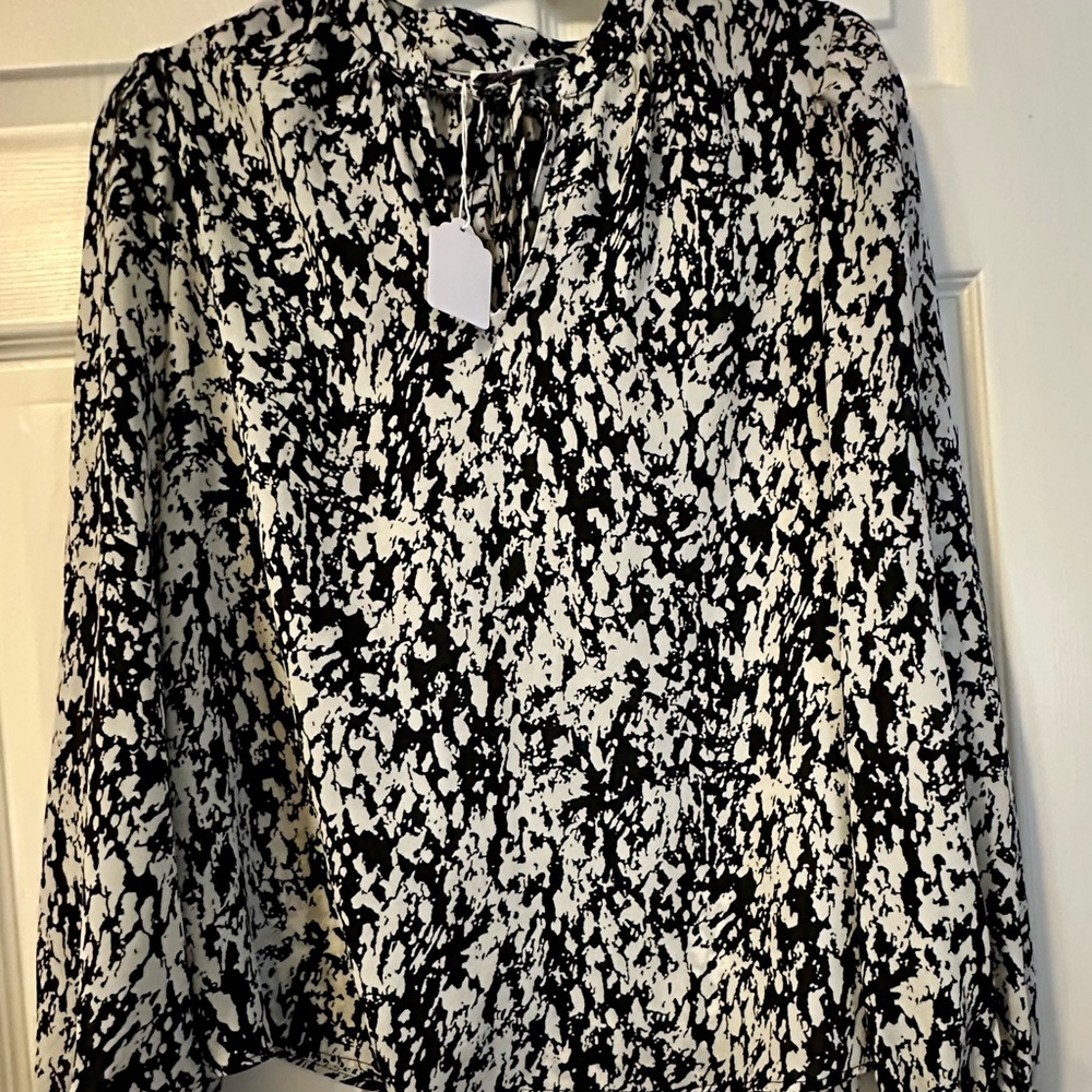 Elegant Maison d’ Amelie Women's Blouse